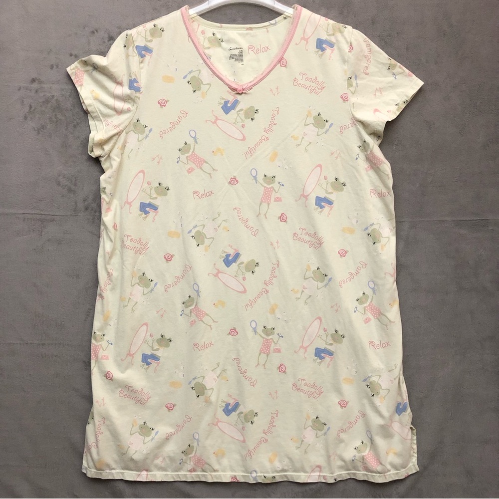 Secret Treasures Nightgown Women’s Makeup Toad Short Sleeve Green Pink Large